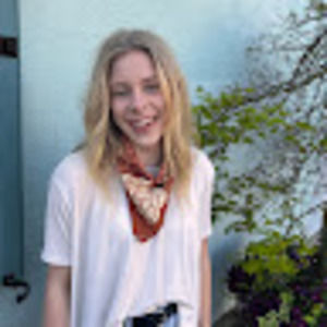 Meet your Posher, Ellie